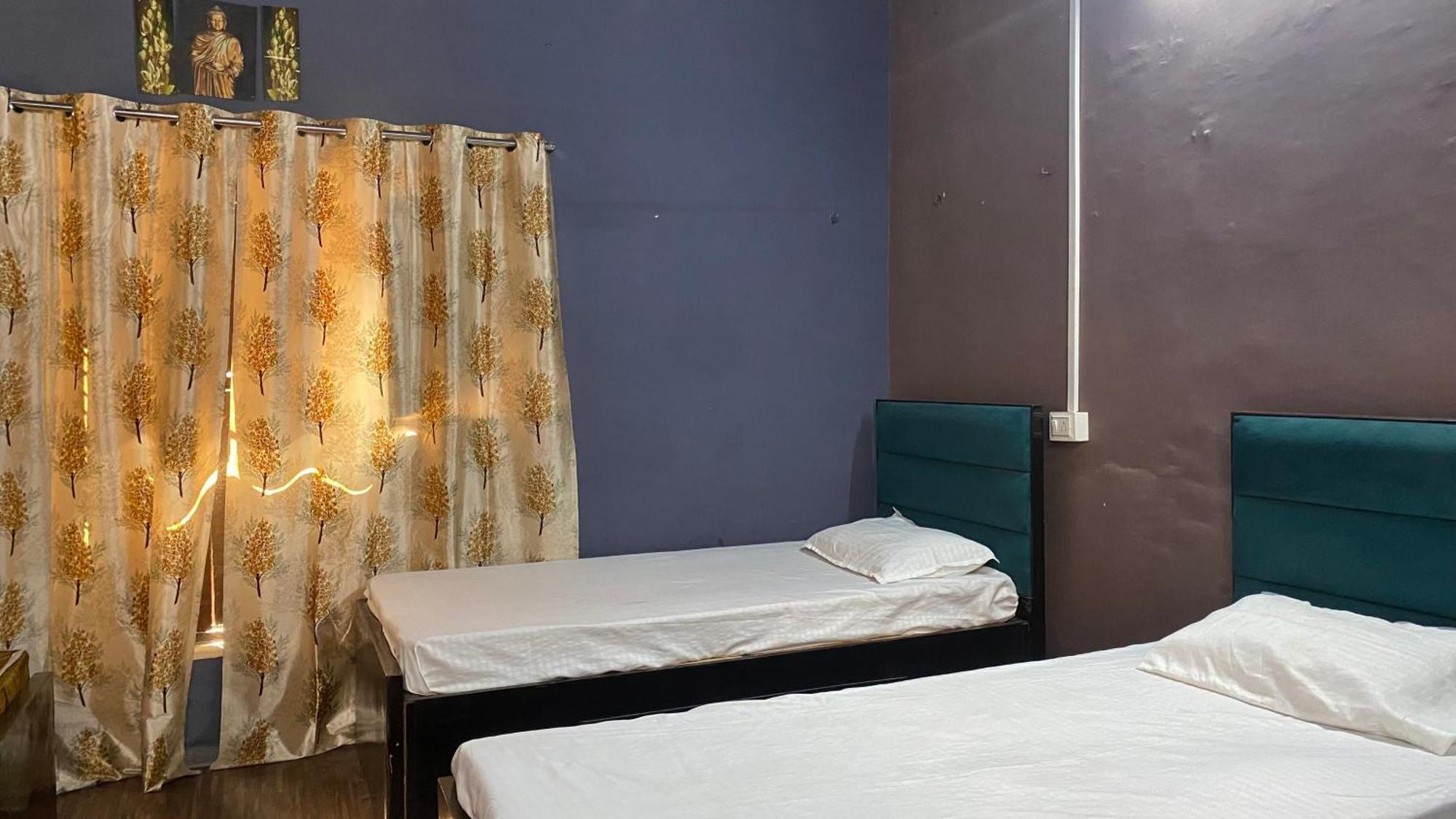 Rudra Home Stay Варанасі Екстер'єр фото
